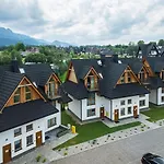 Golden - Tatra View - Ksiezycowe - 24e-1 זקופאנה