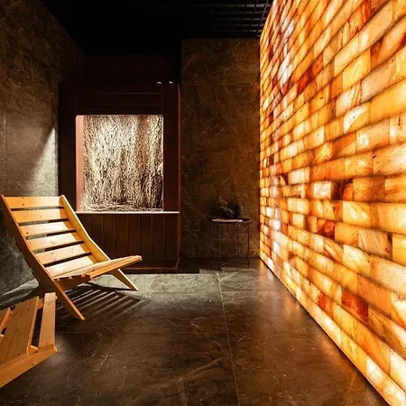 Two Bedroom With Terrace- Tatra View - Ksiezycowe - 24e-1 公寓