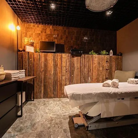 Two Bedroom With Terrace- Tatra View - Ksiezycowe - 24e-1 扎科帕内